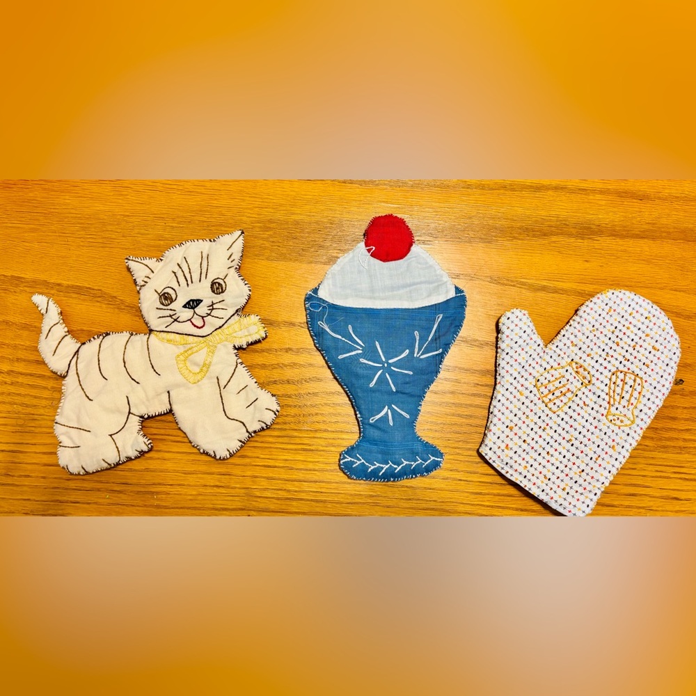 Handmade Embroidered VintageCat, Sundae, Oven Mit Decorative Textiles